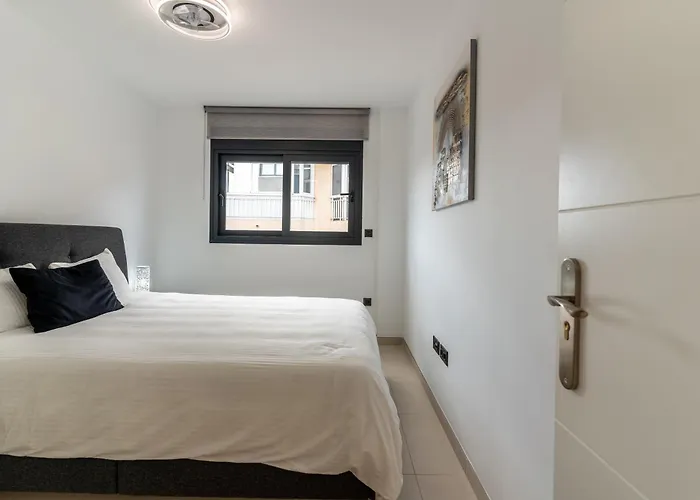 The Korner, Adeje Renovated Flat أذيخي