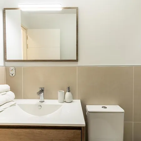 The Korner, Adeje Renovated Flat Appartement *